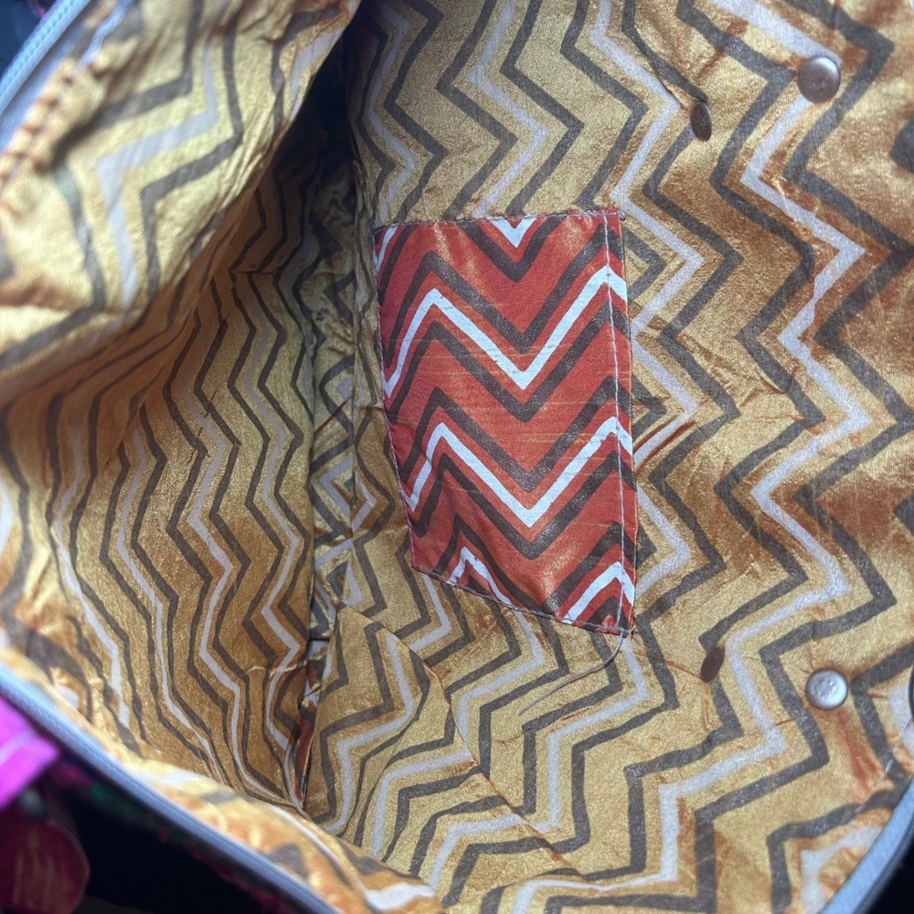 Shop With A Mission India Pink Patchwork Embroidered Sequin Boho Tote Bag NEW - Picture 5 of 5